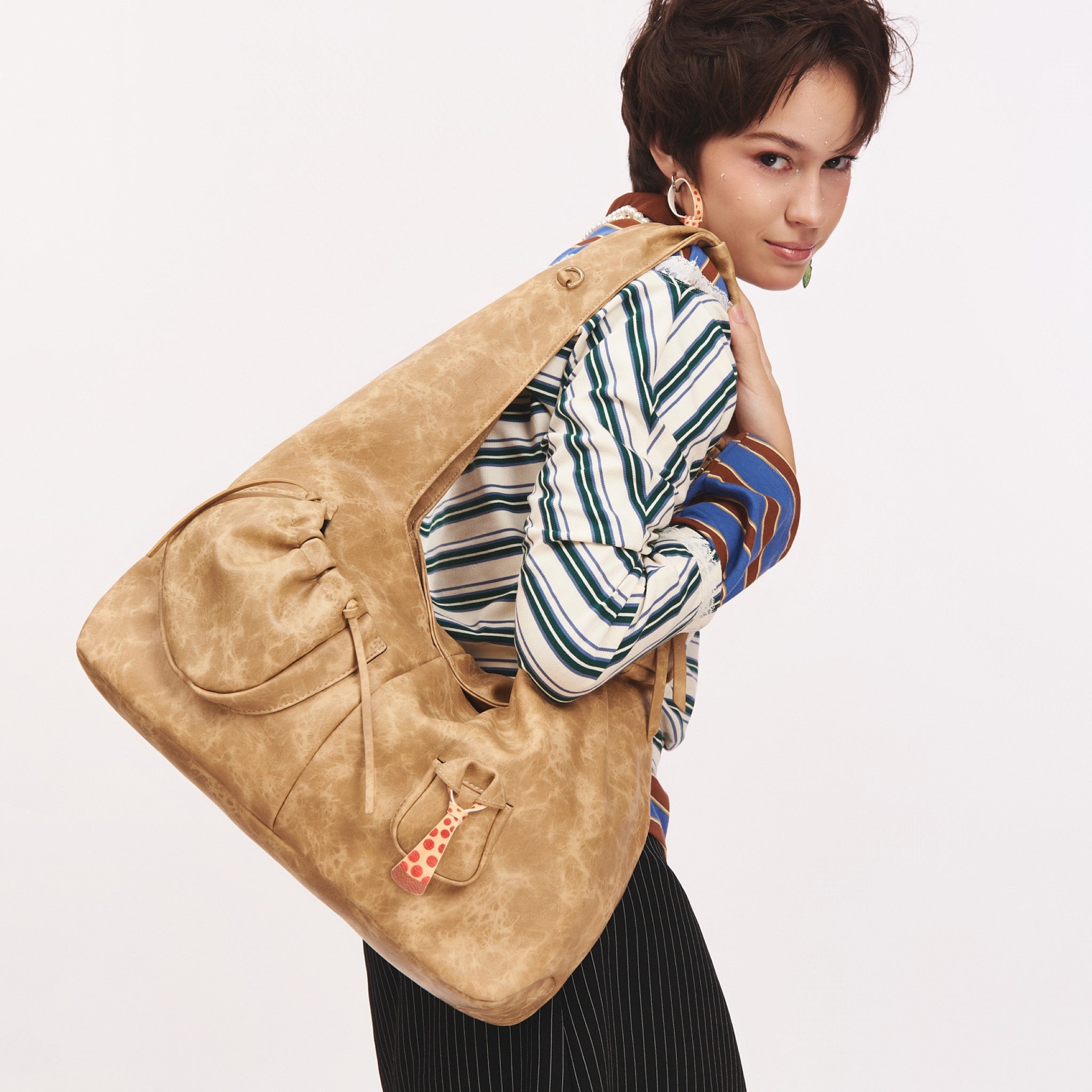 Bag C2-POCKET HOBO TIE (L)