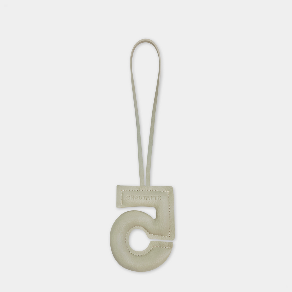 Charm REVERSE FIFTH